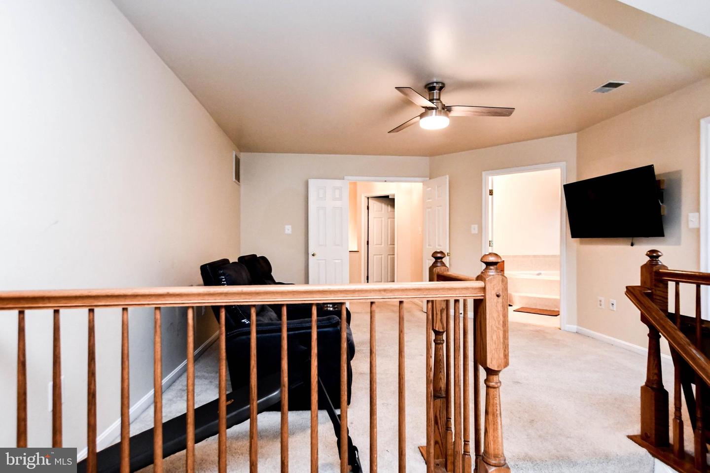 6803 Summit Creek Rd