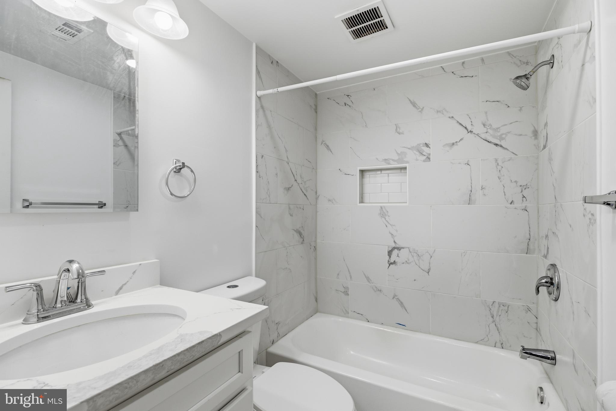 3011 SOUTHERN AVENUE 17