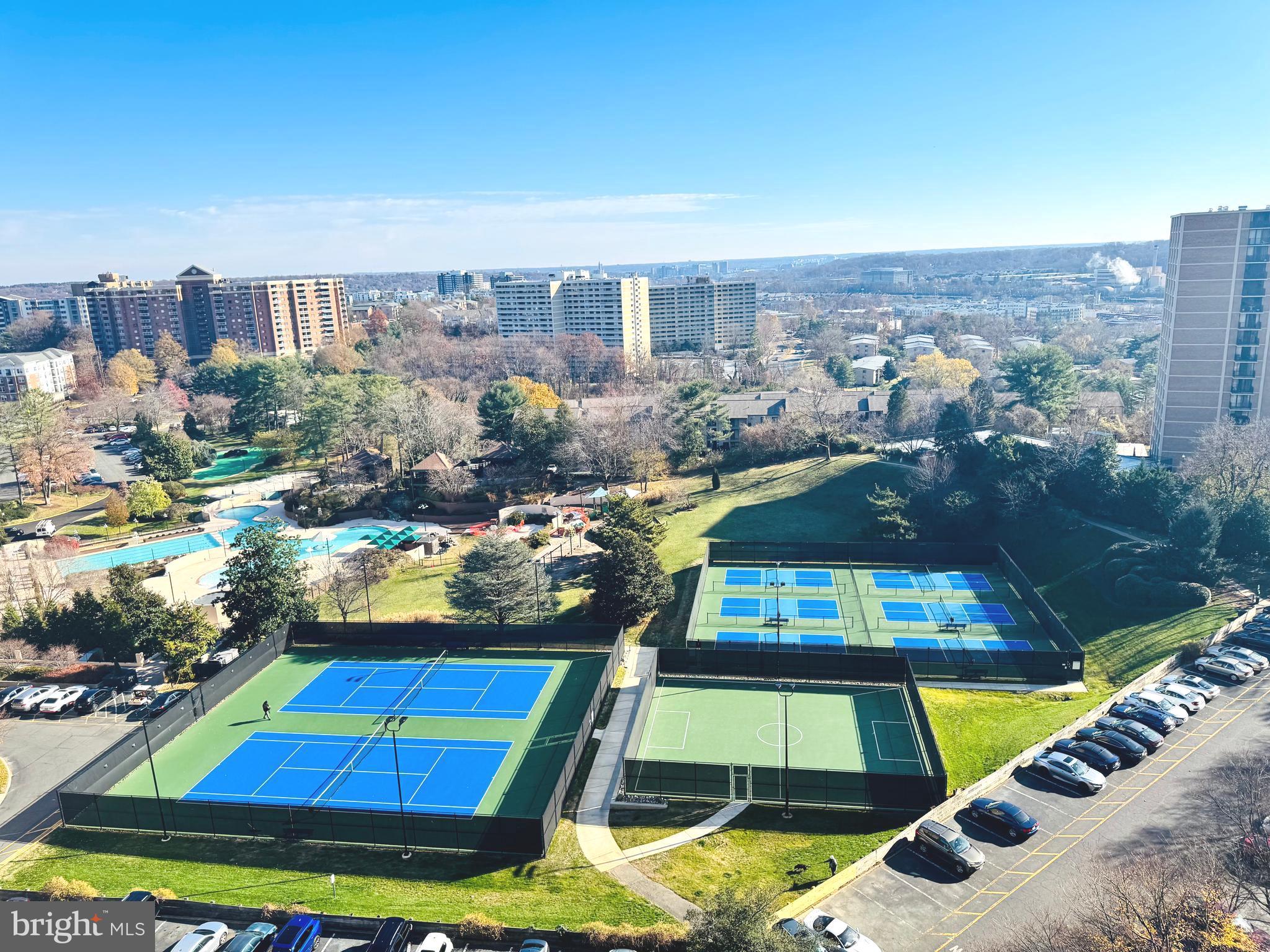 307 YOAKUM PKWY #1517