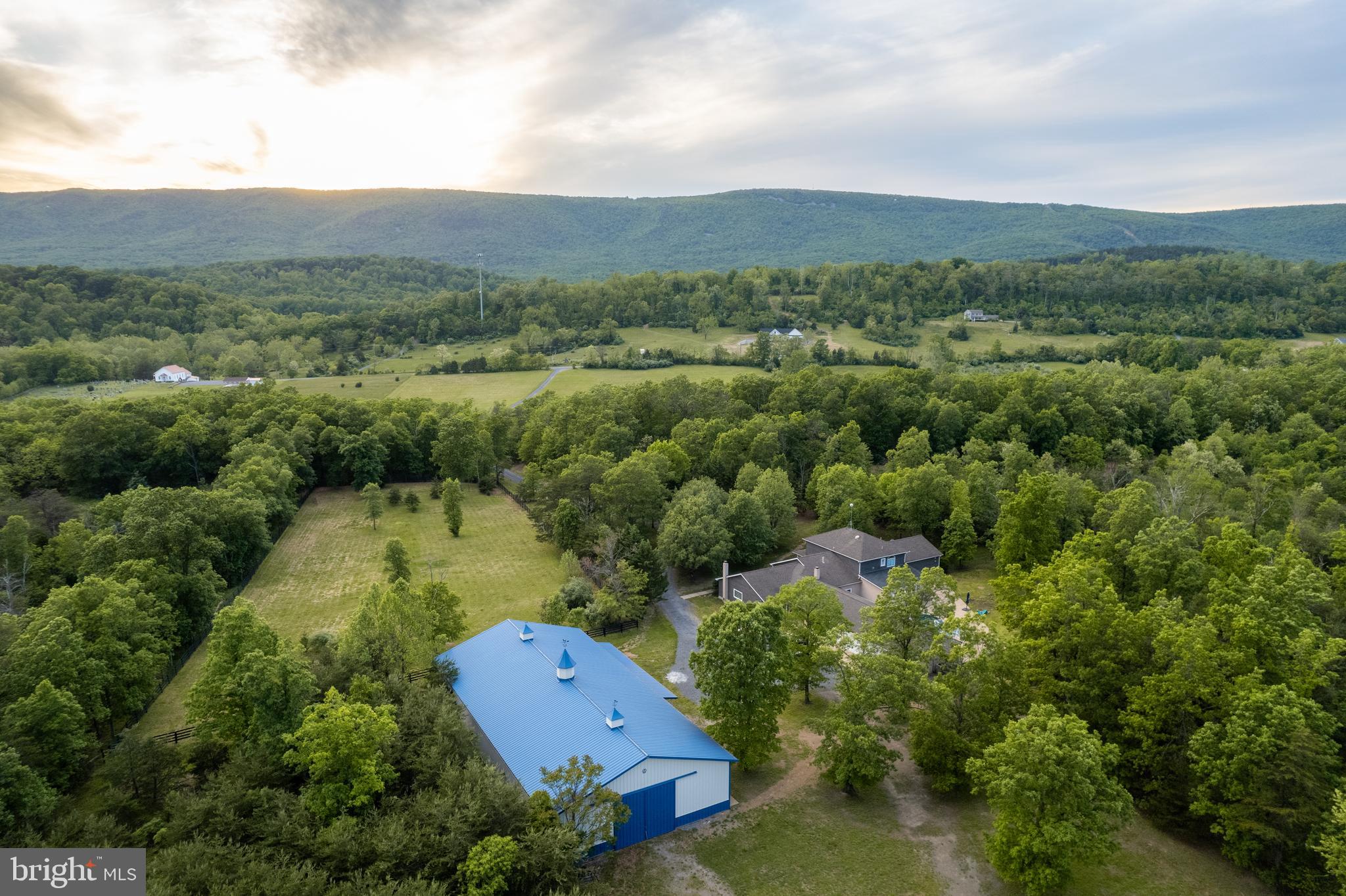 3545 BACK MOUNTAIN RD