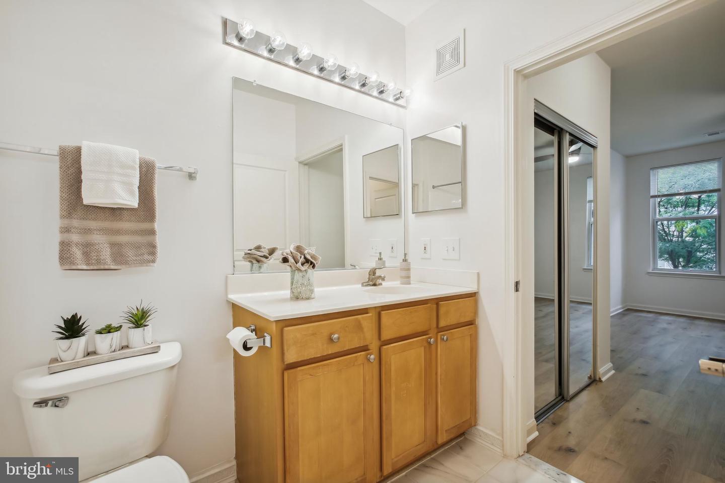 12000 Market St #249