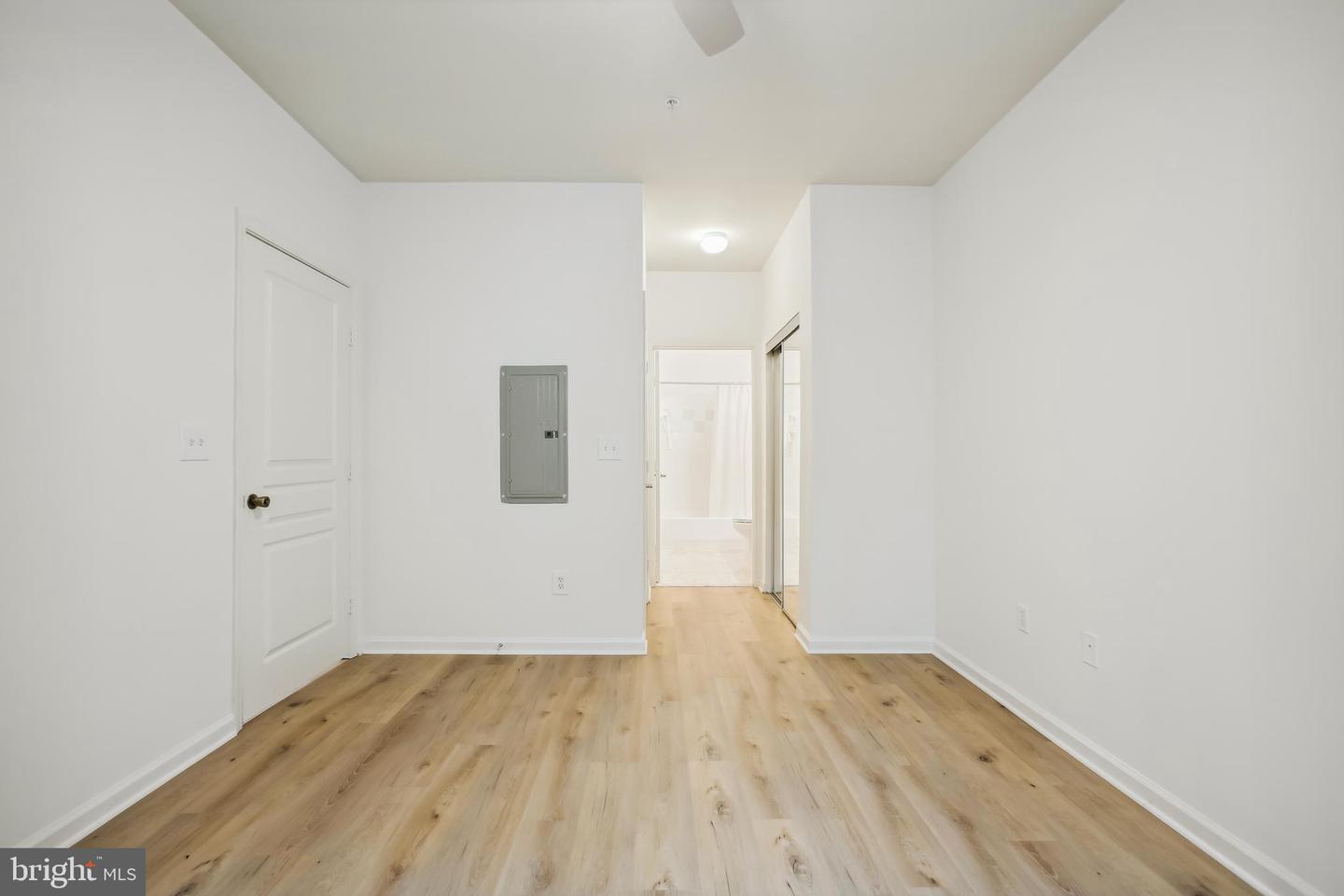 12000 Market St #249