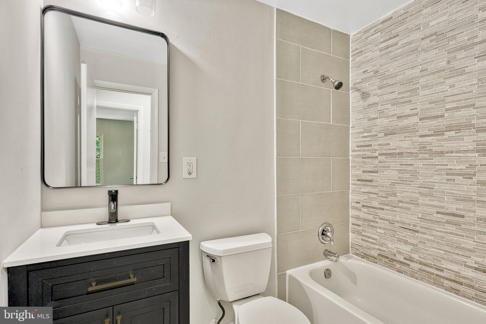 6454 BLARNEY STONE CT