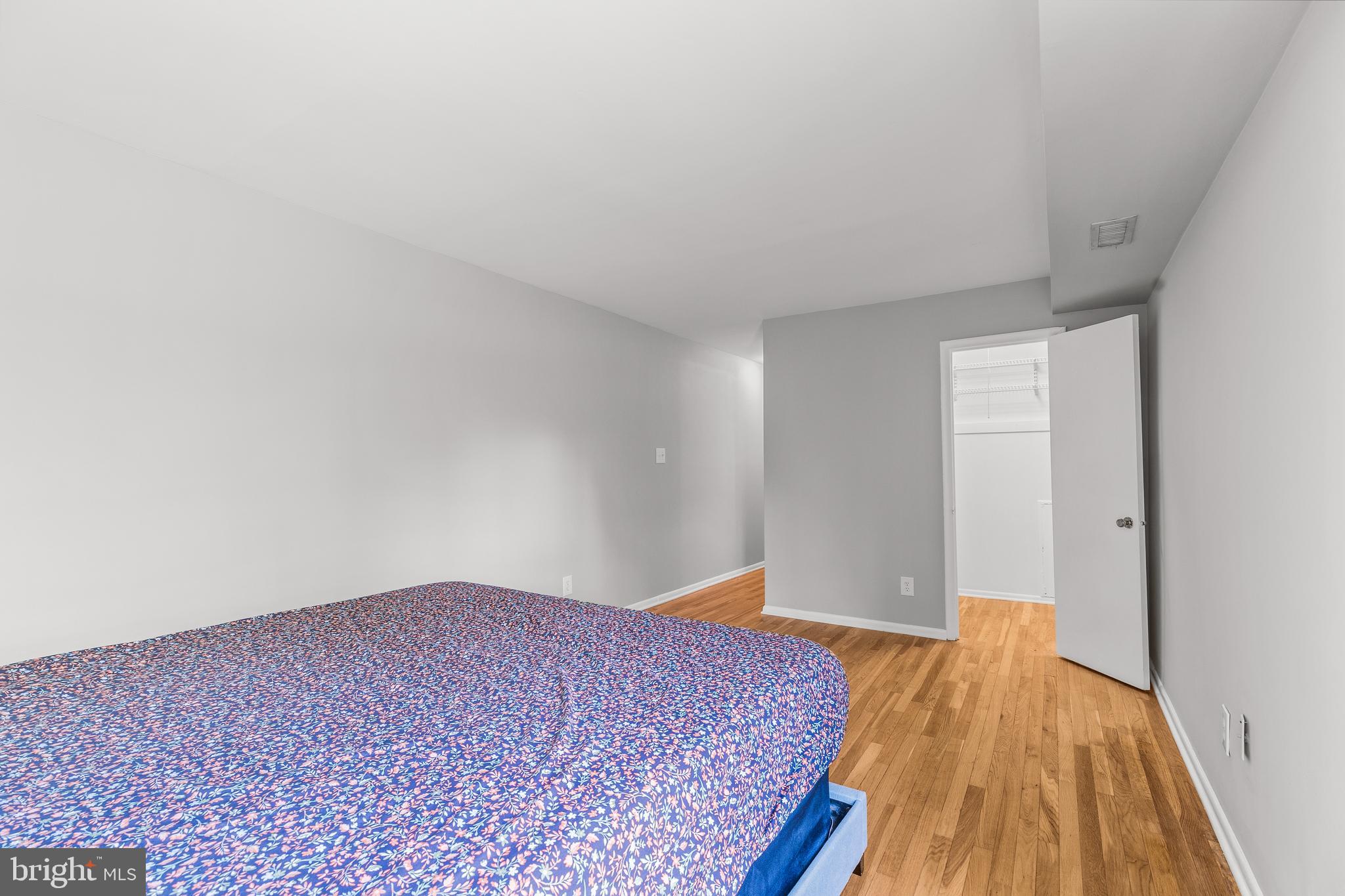 3328 Woodburn Village Dr #23