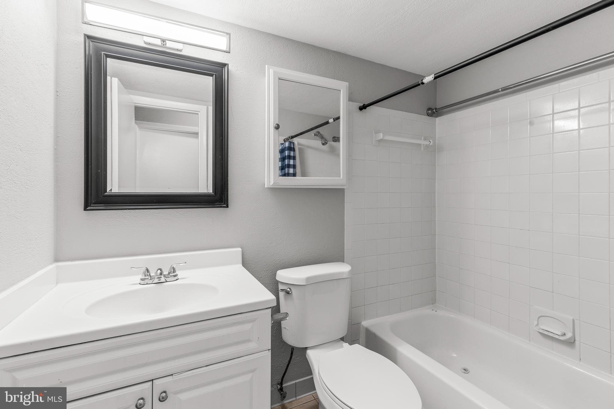 3328 Woodburn Village Dr #23