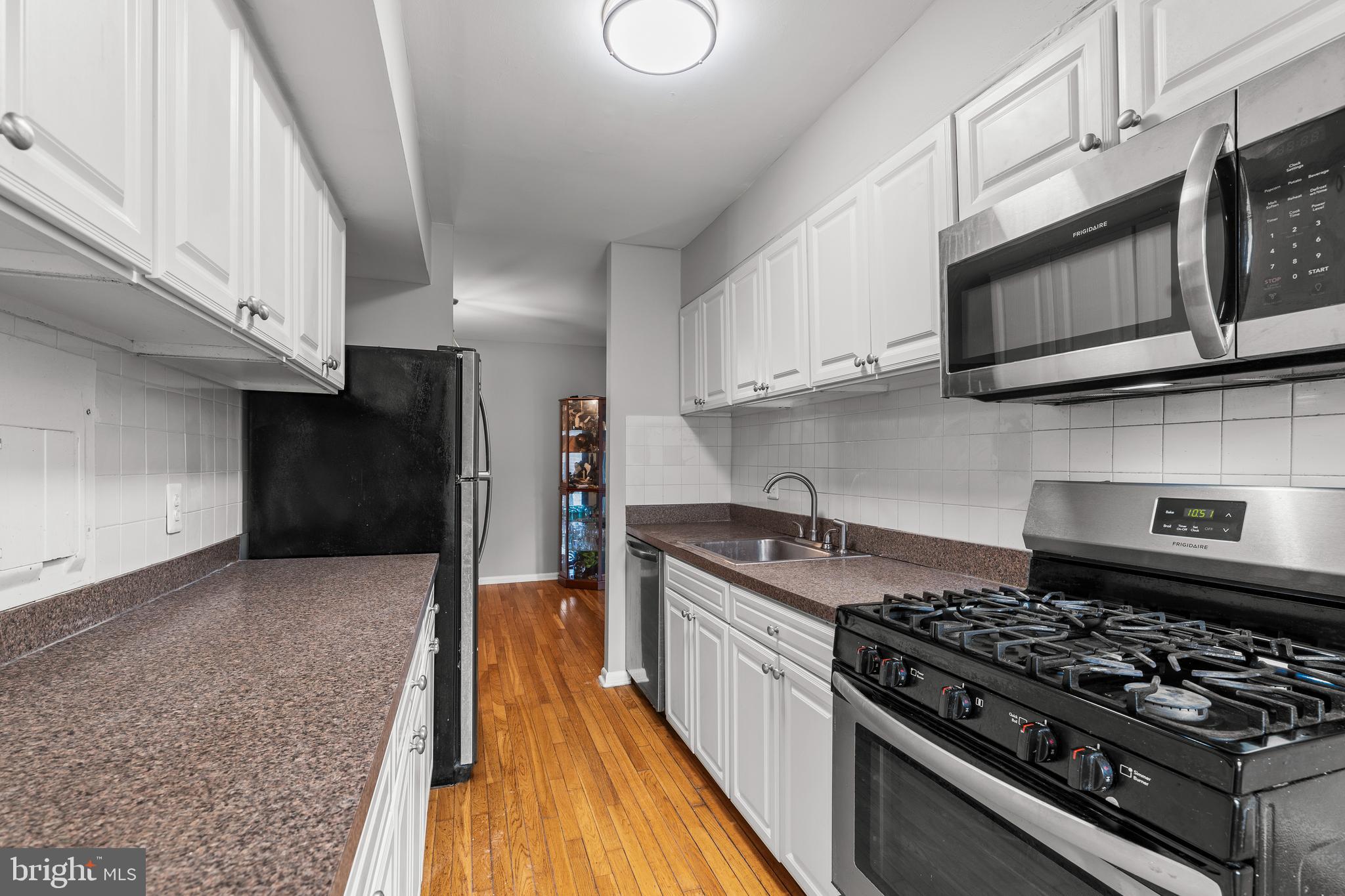 3328 Woodburn Village Dr #23