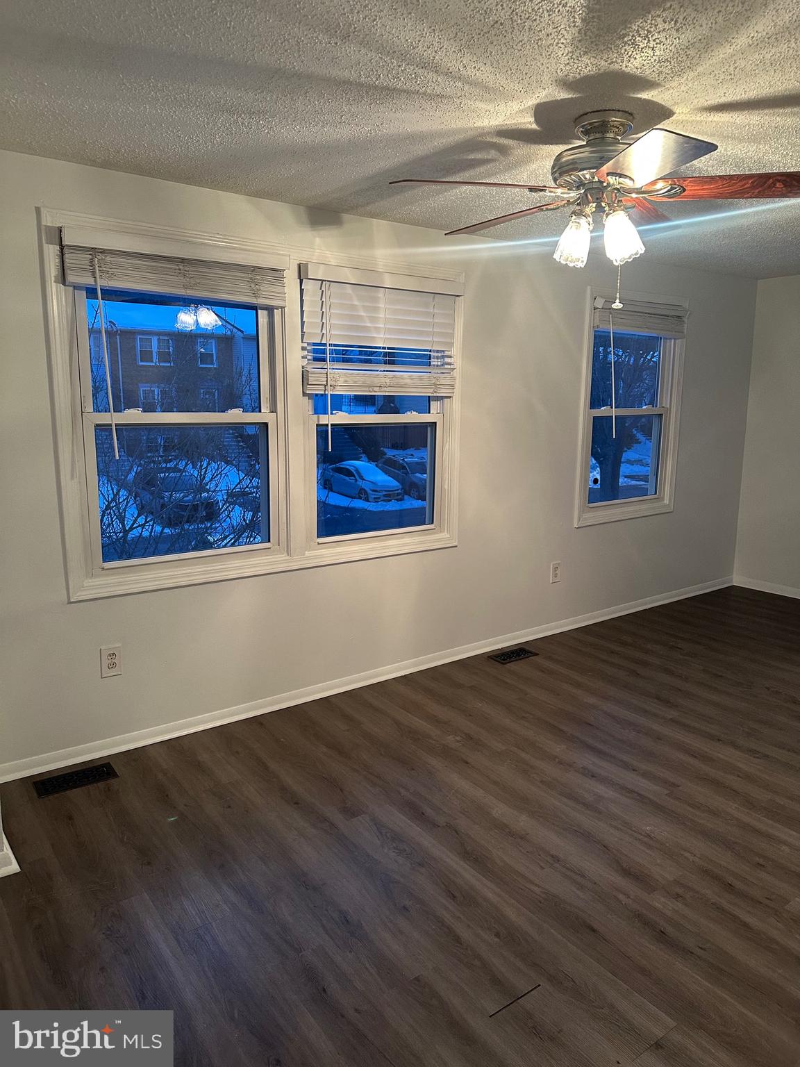 5331 LAROCHELLE COURT