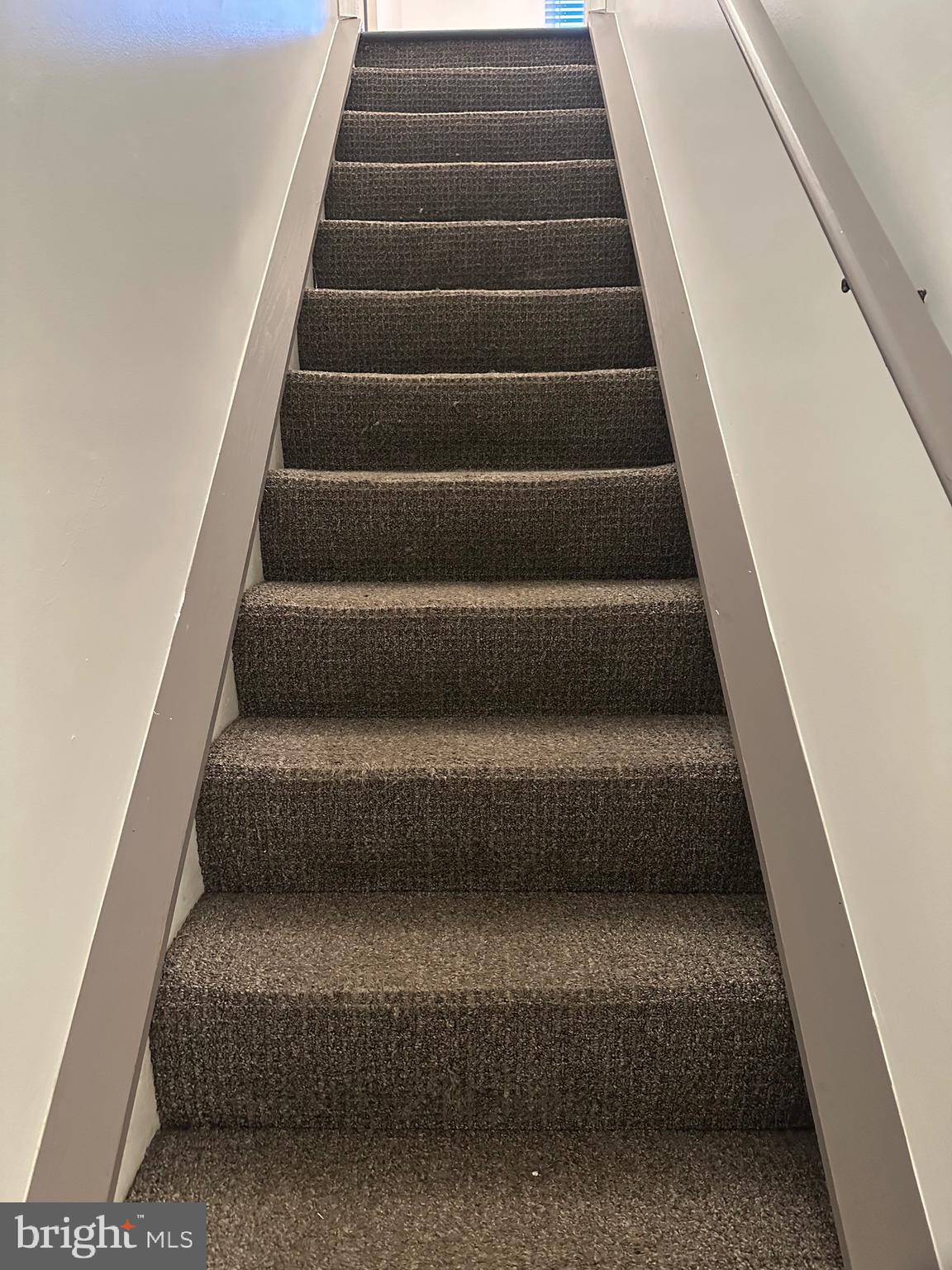 5331 LAROCHELLE COURT