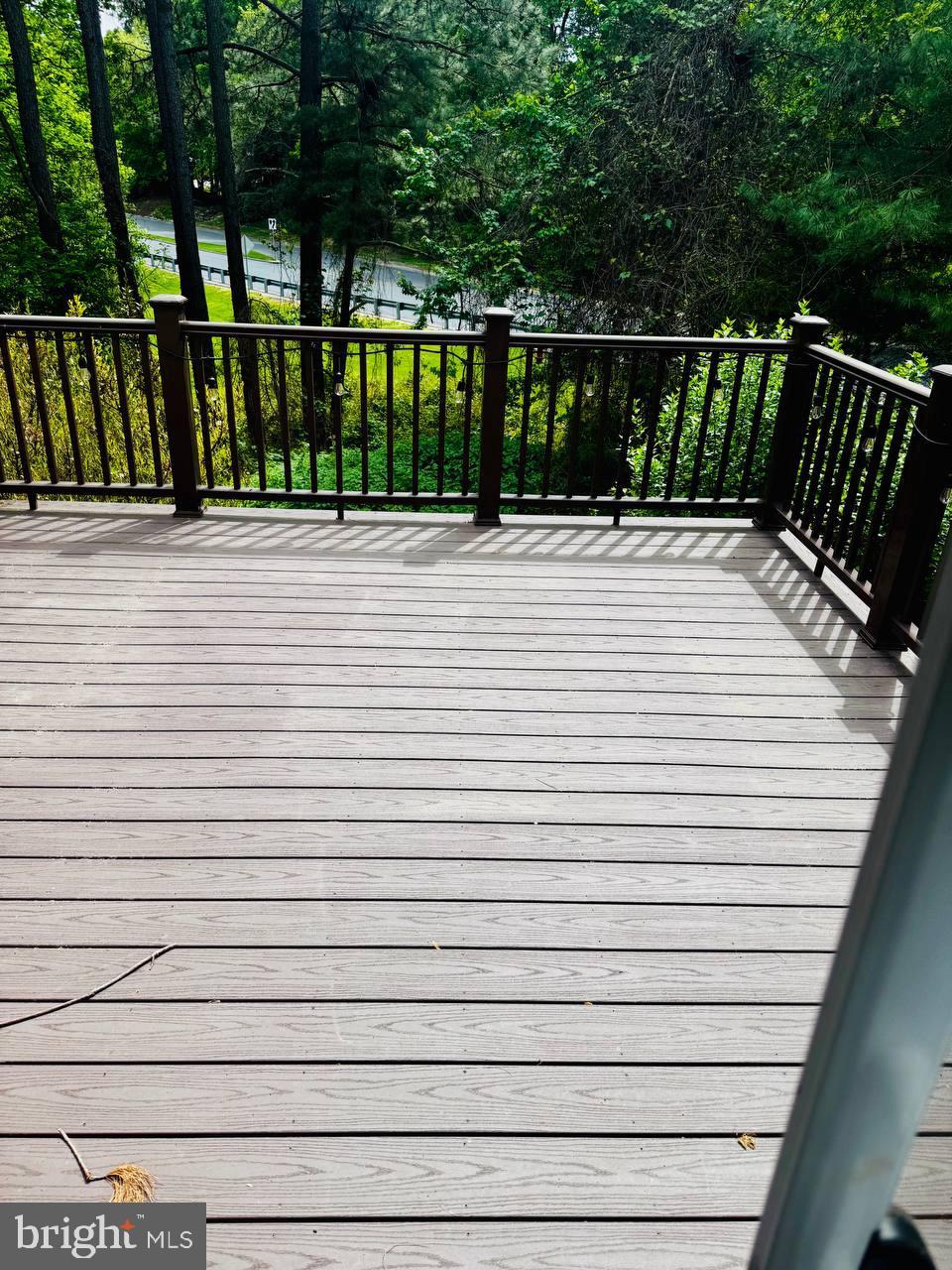 7743 JEWELWEED COURT