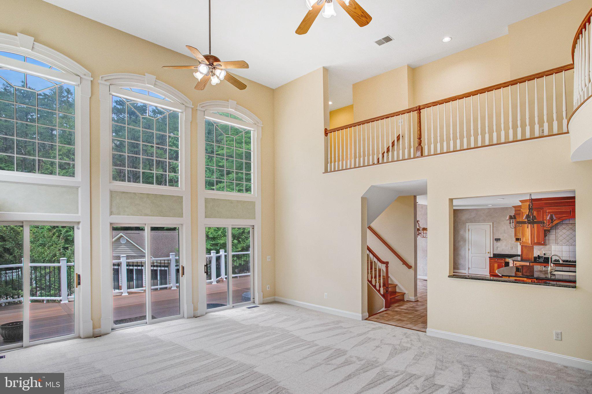 8261 ROSELAND DRIVE
