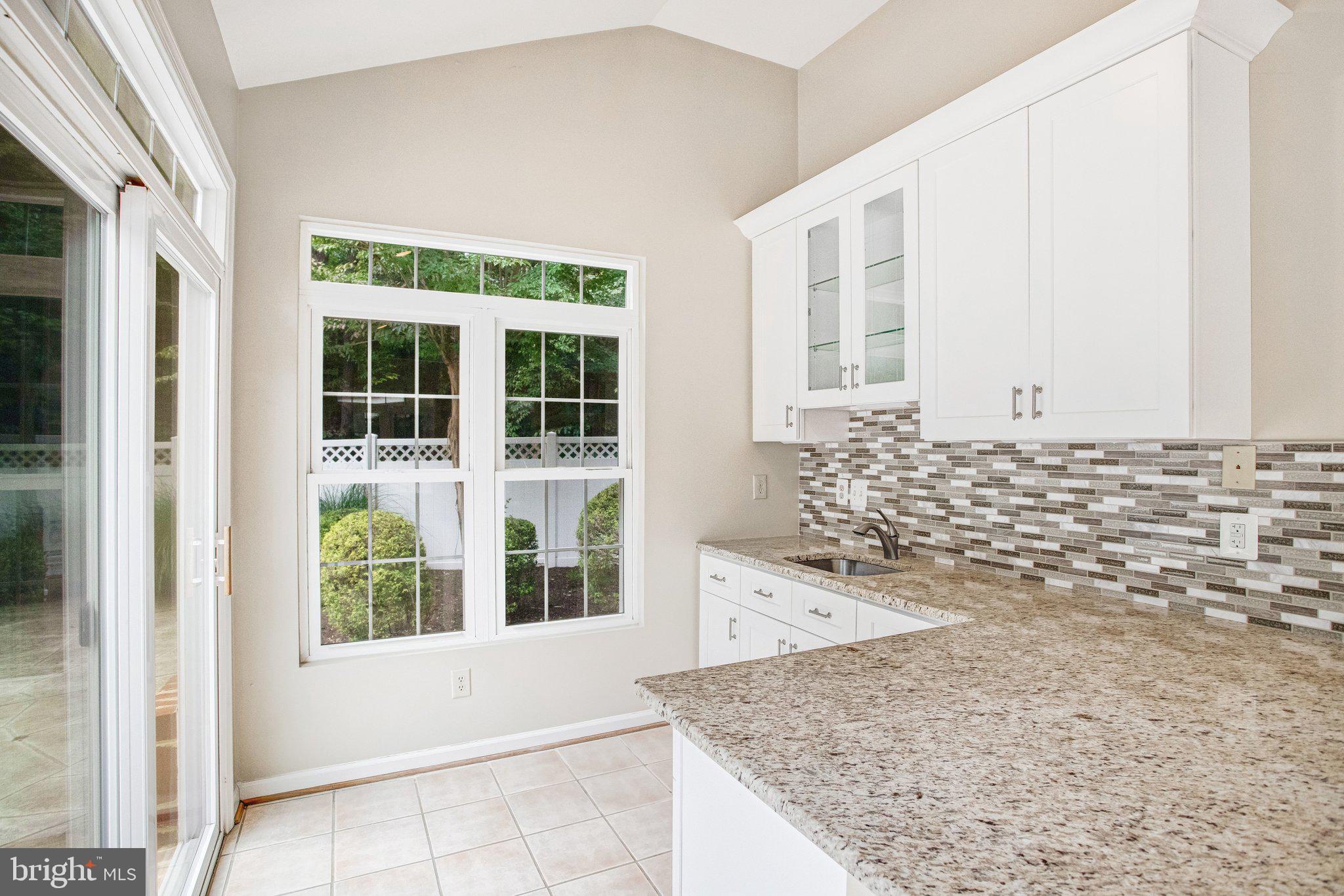 8261 ROSELAND DRIVE