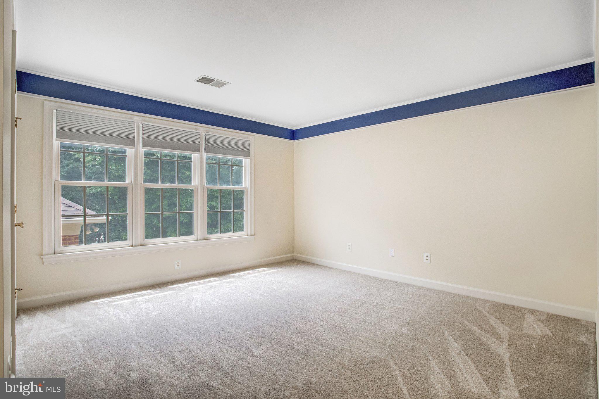 8261 ROSELAND DRIVE