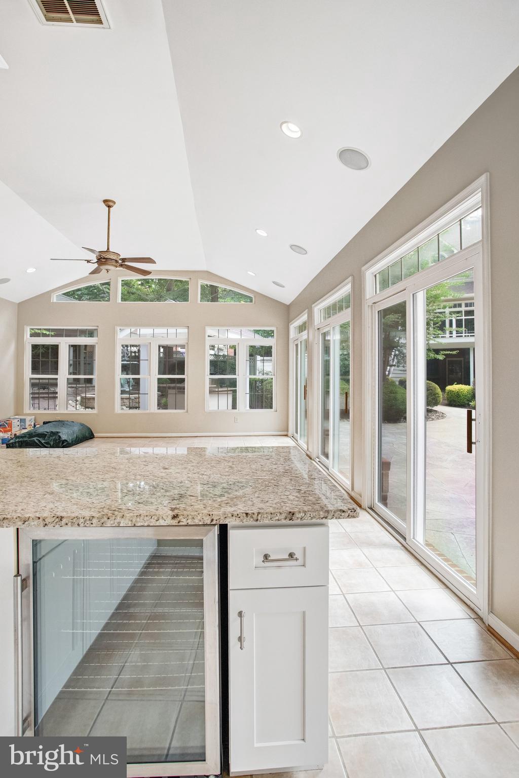 8261 ROSELAND DRIVE
