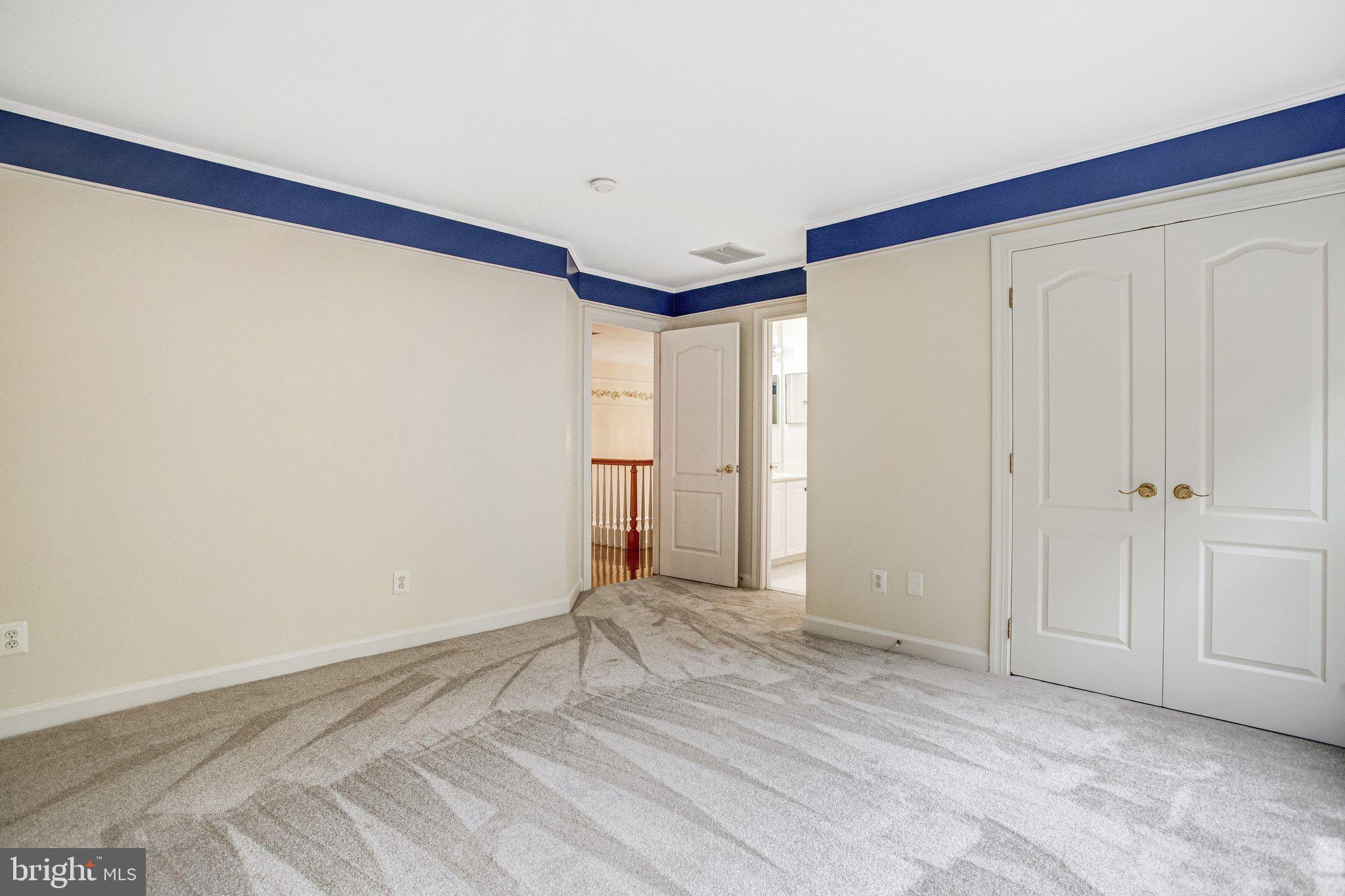 8261 ROSELAND DRIVE