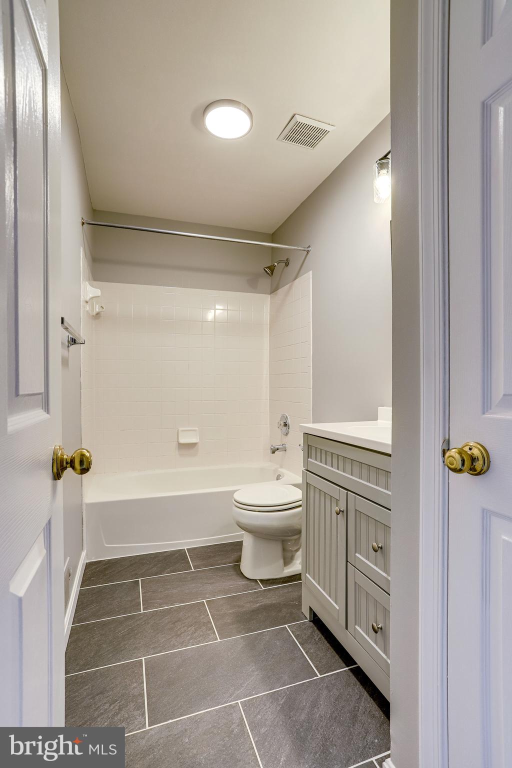 20366 HARTWELL STREET