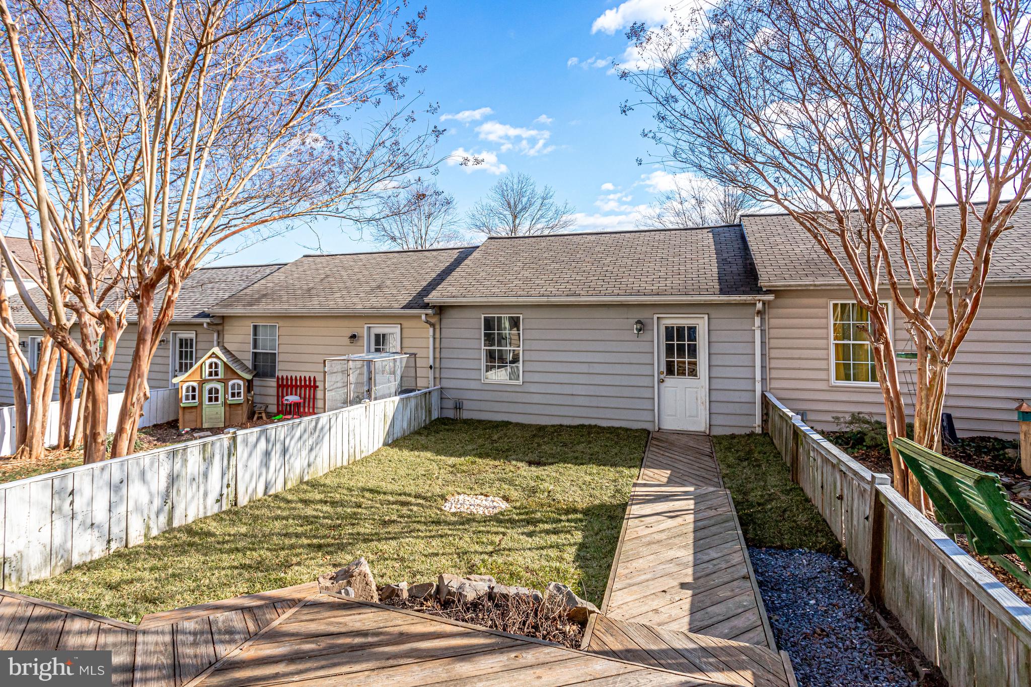 20366 HARTWELL STREET