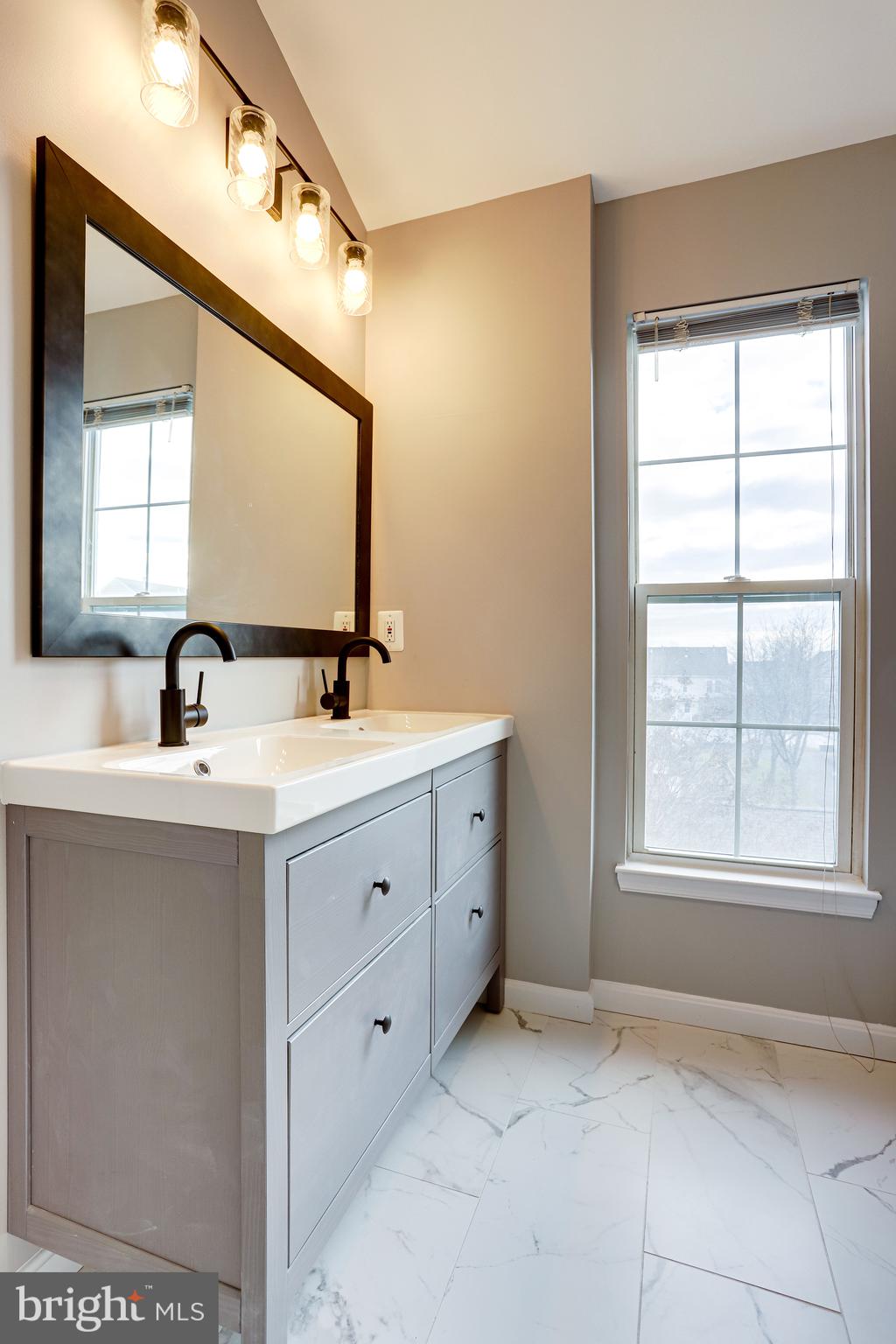 20366 HARTWELL STREET