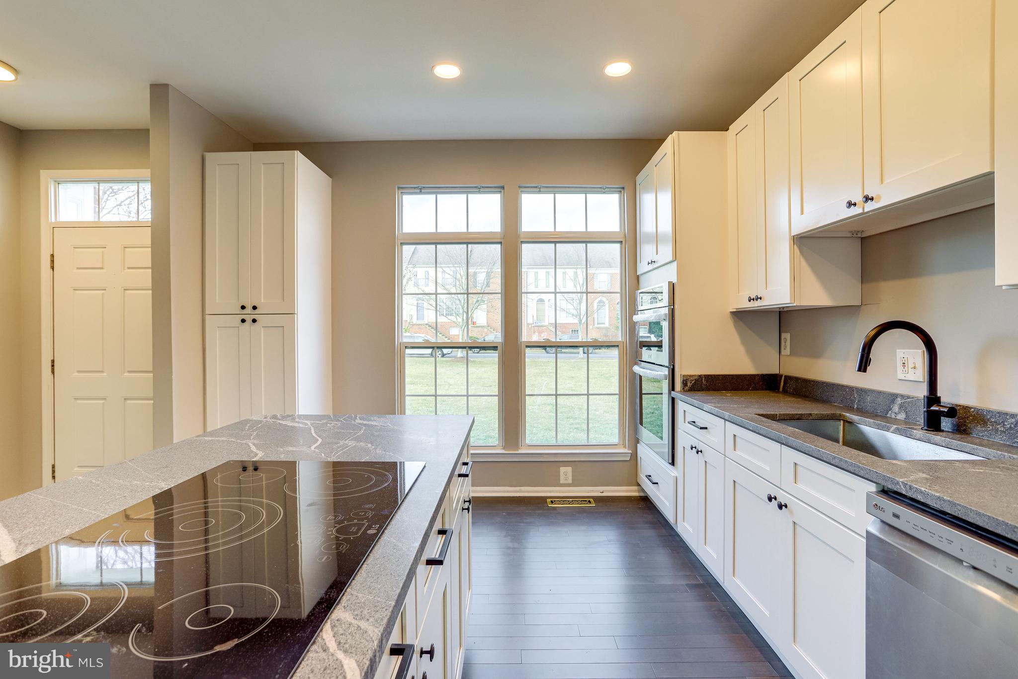 20366 HARTWELL STREET