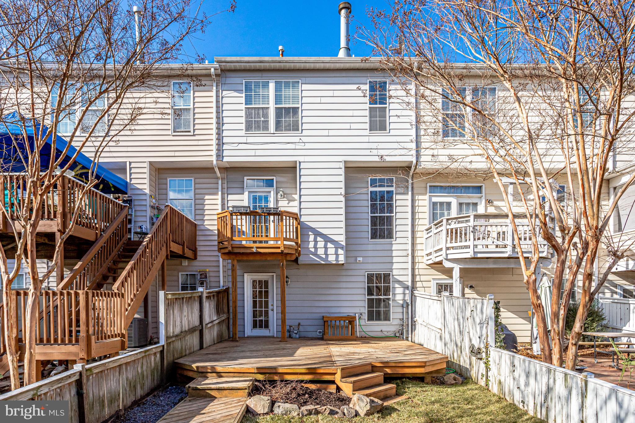 20366 HARTWELL STREET