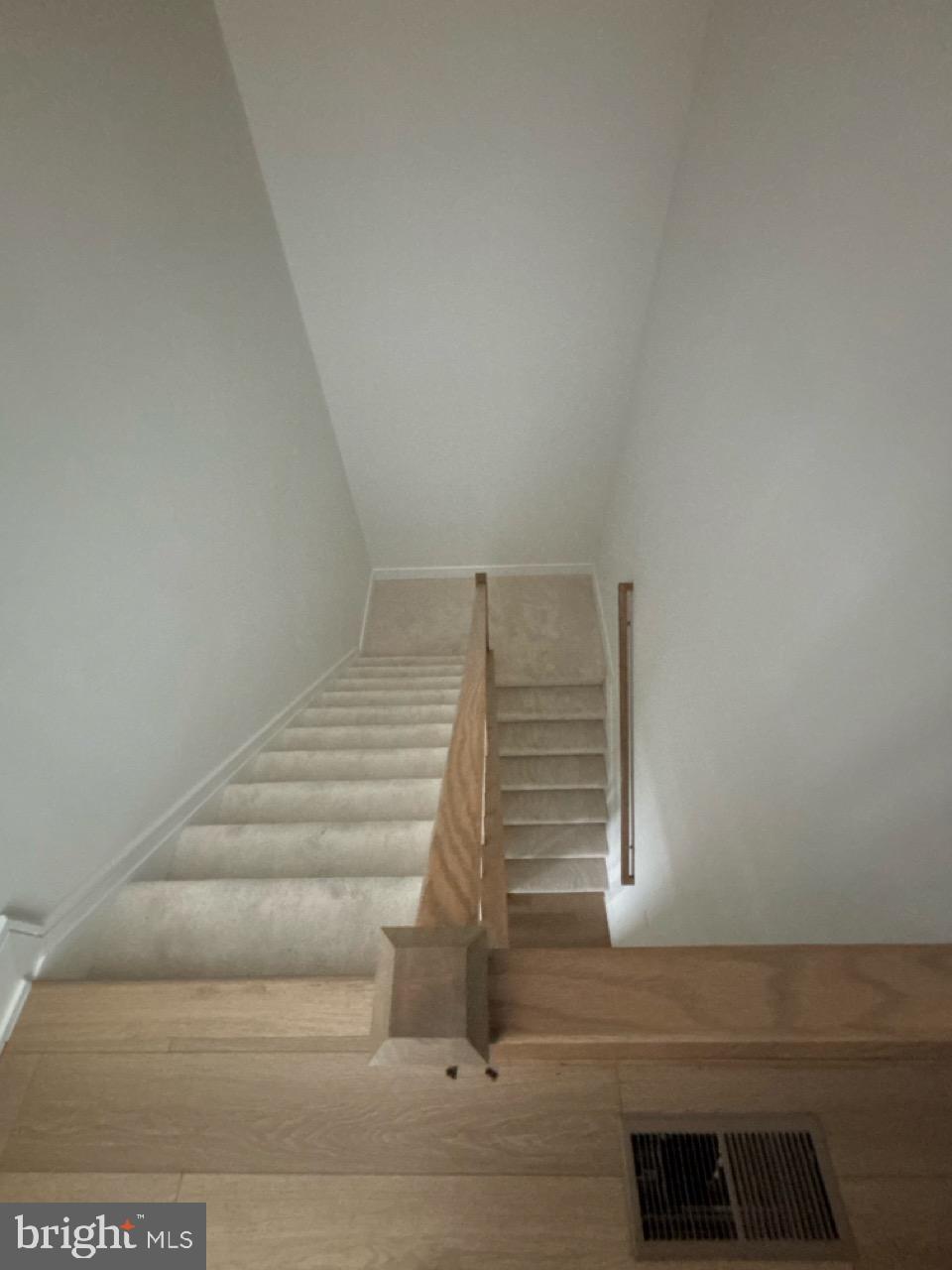 43396 FARRINGDON SQUARE