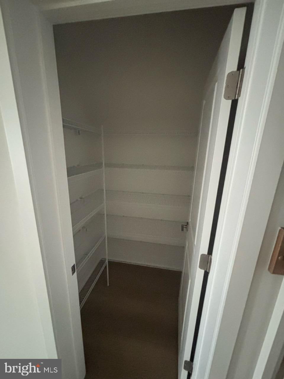 43396 FARRINGDON SQUARE