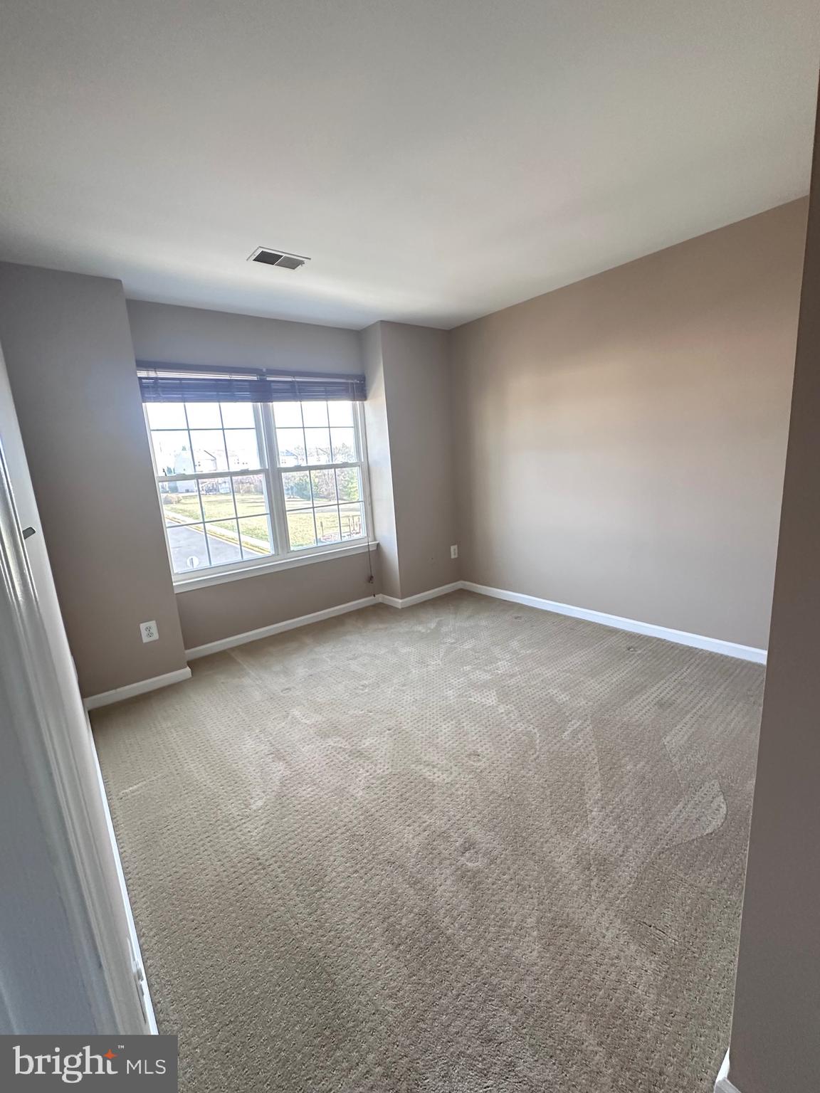 783 VANDERBILT TERRACE SE
