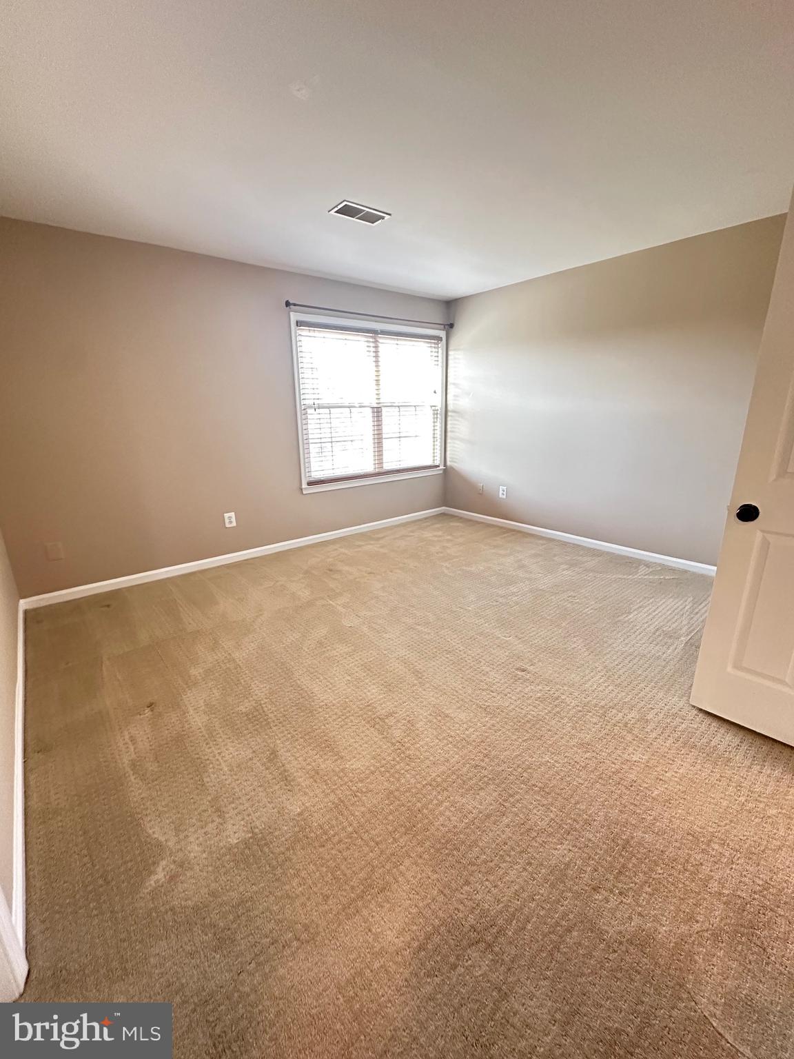 783 VANDERBILT TERRACE SE