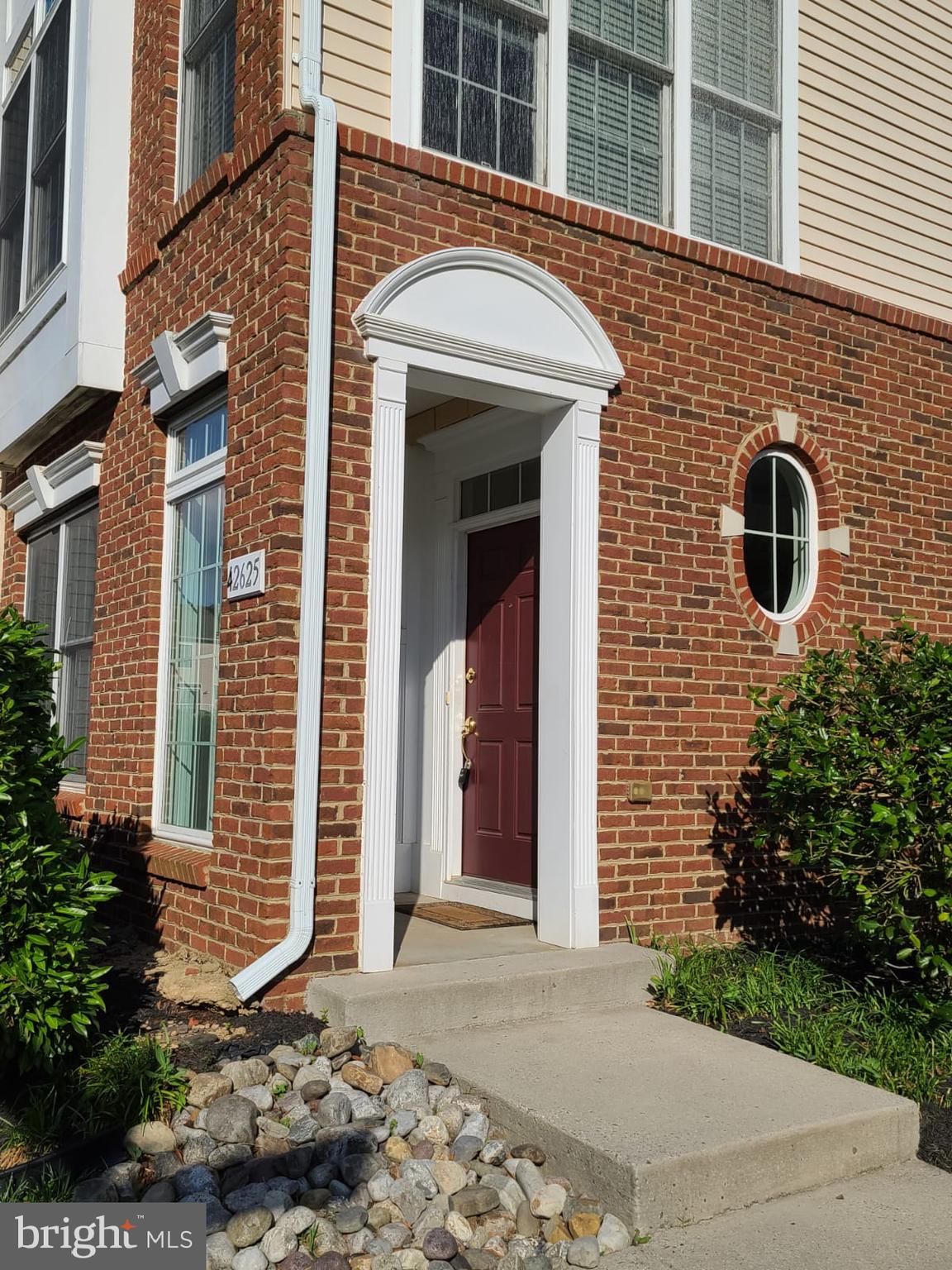 42625 HOMEFRONT TERRACE