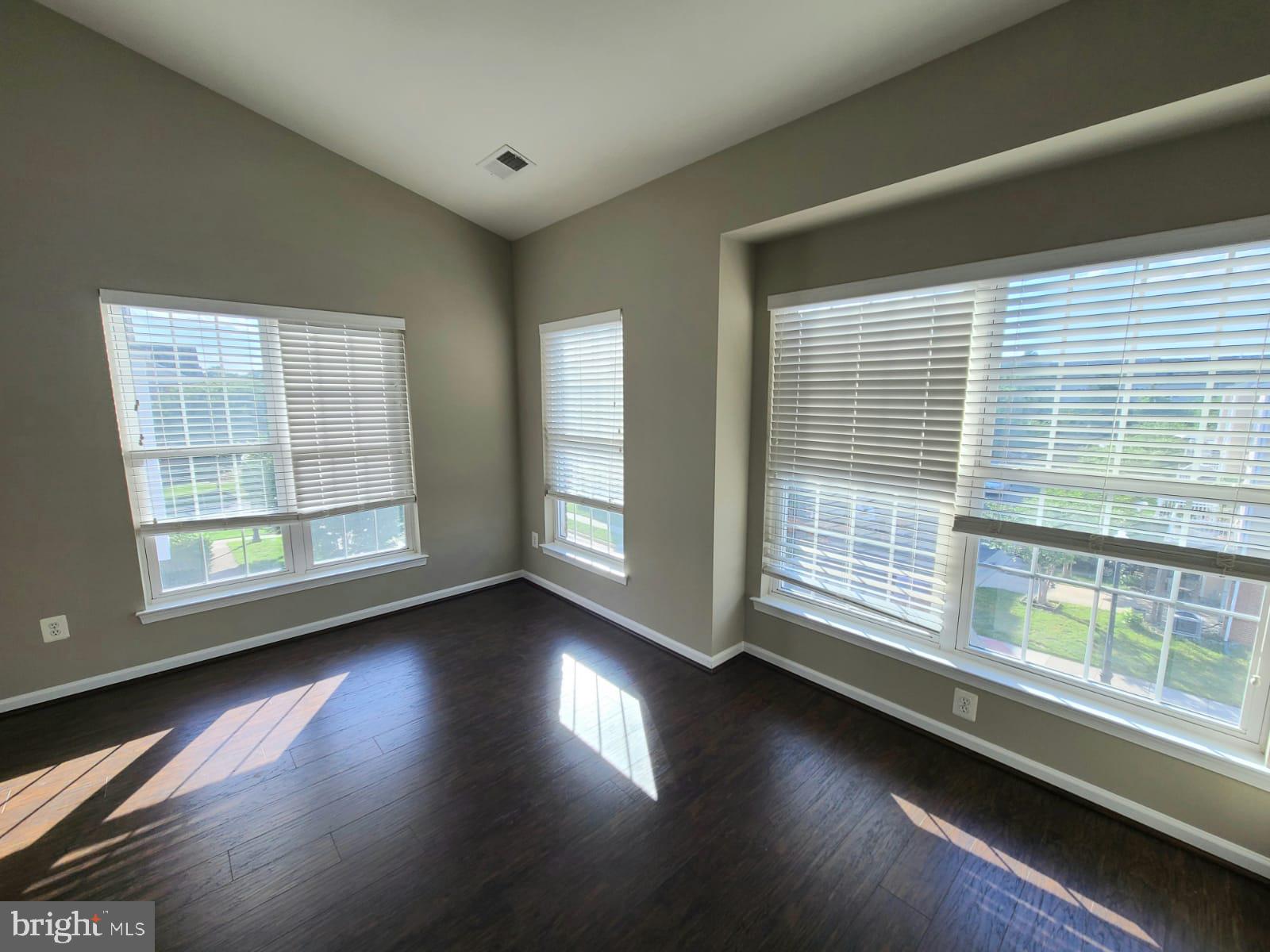 42625 HOMEFRONT TERRACE