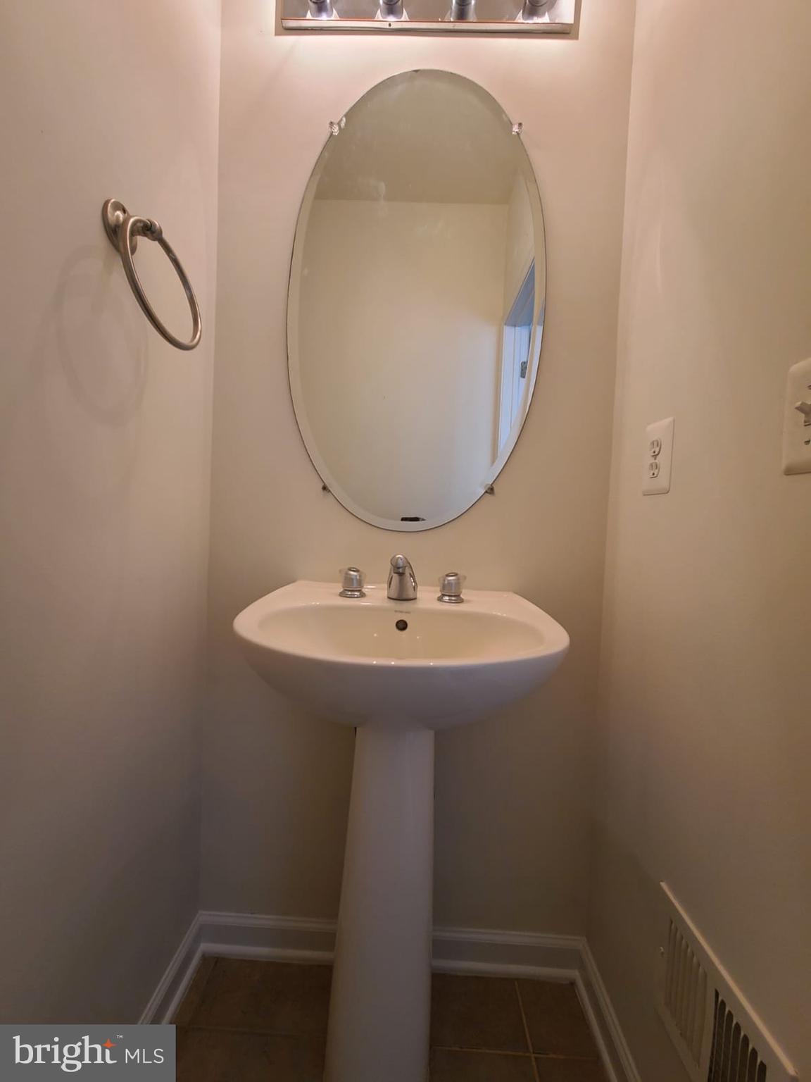 42625 HOMEFRONT TERRACE