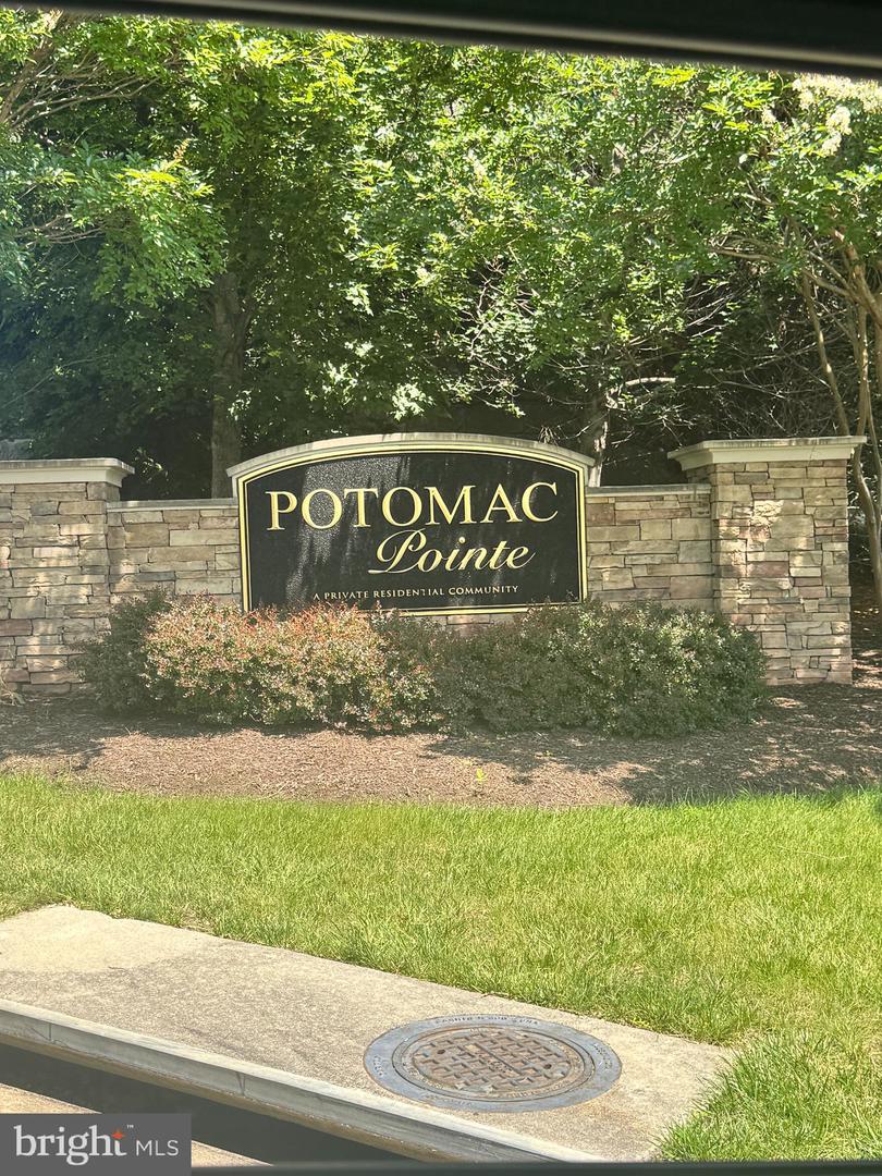 1601 Ladue Ct #402