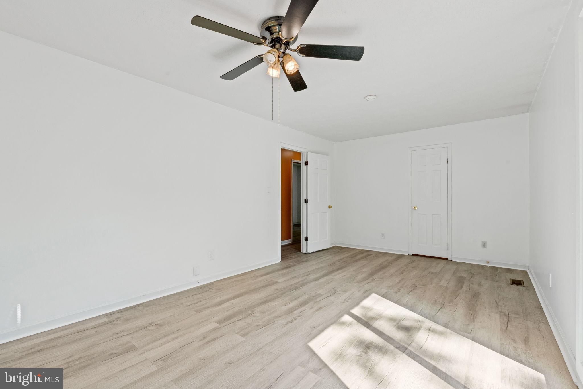 11827 RUTHERFORD DRIVE