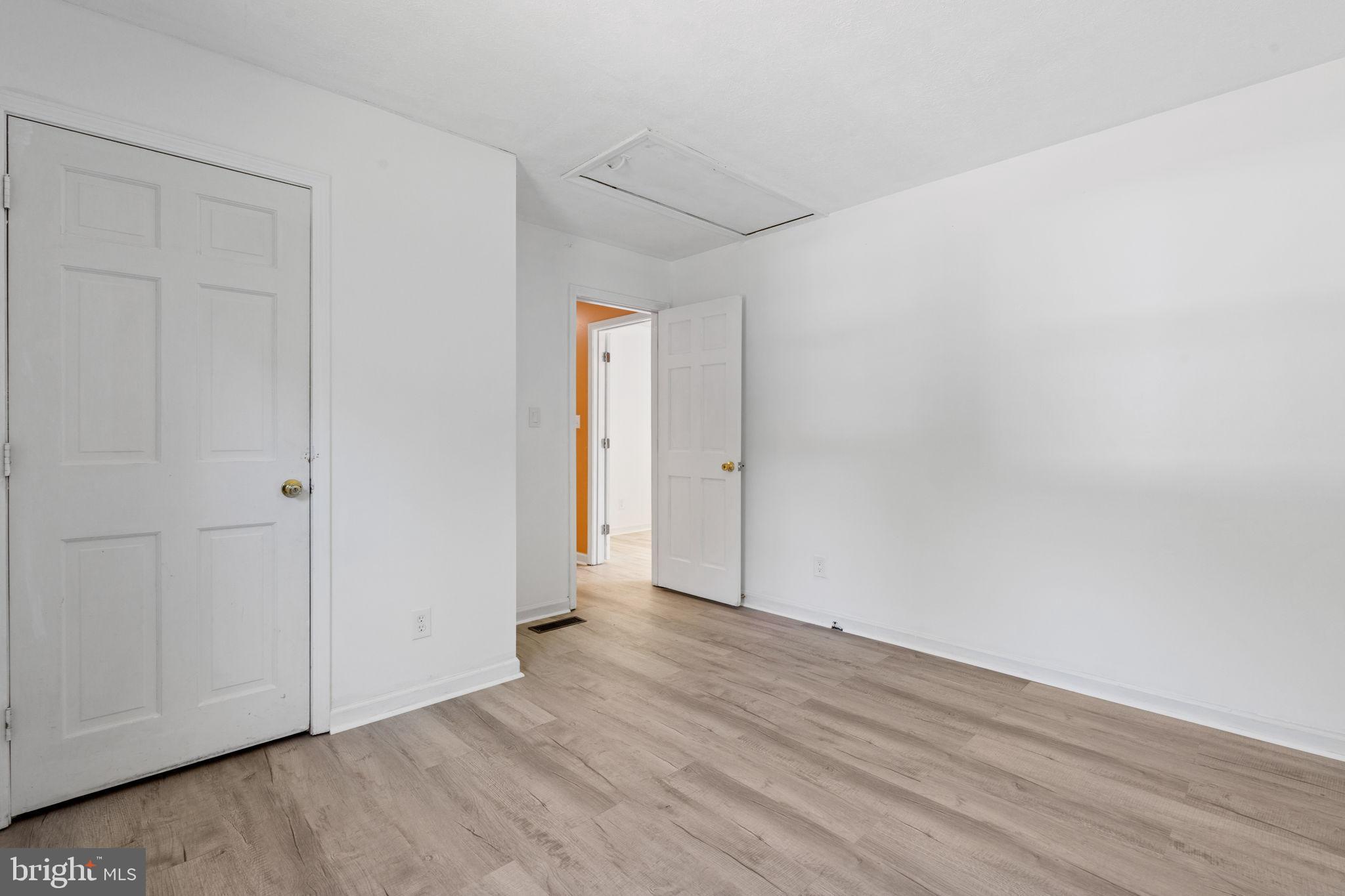 11827 RUTHERFORD DRIVE