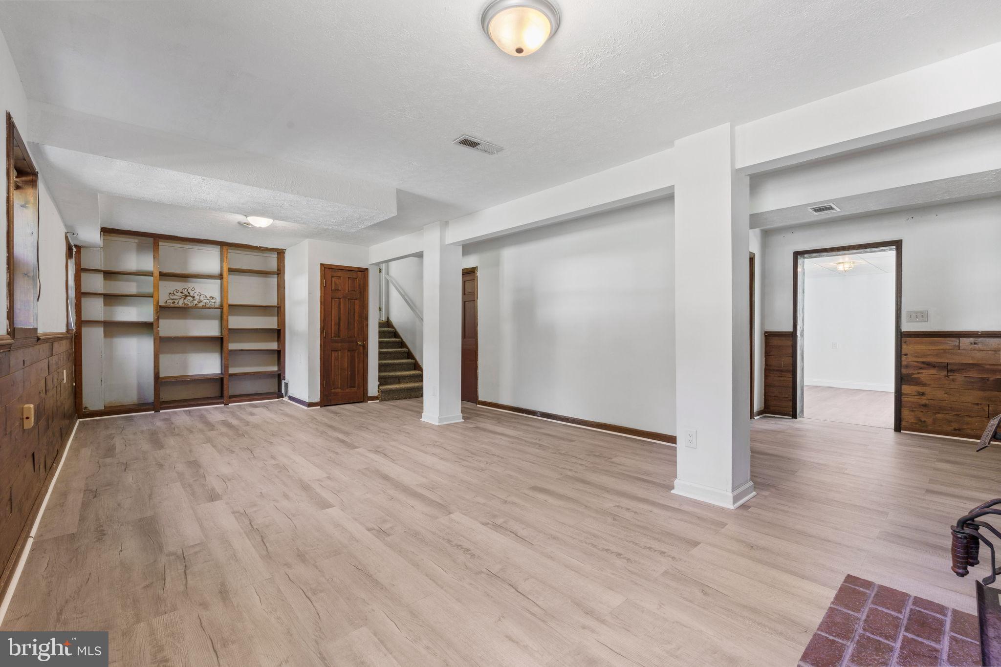 11827 RUTHERFORD DRIVE