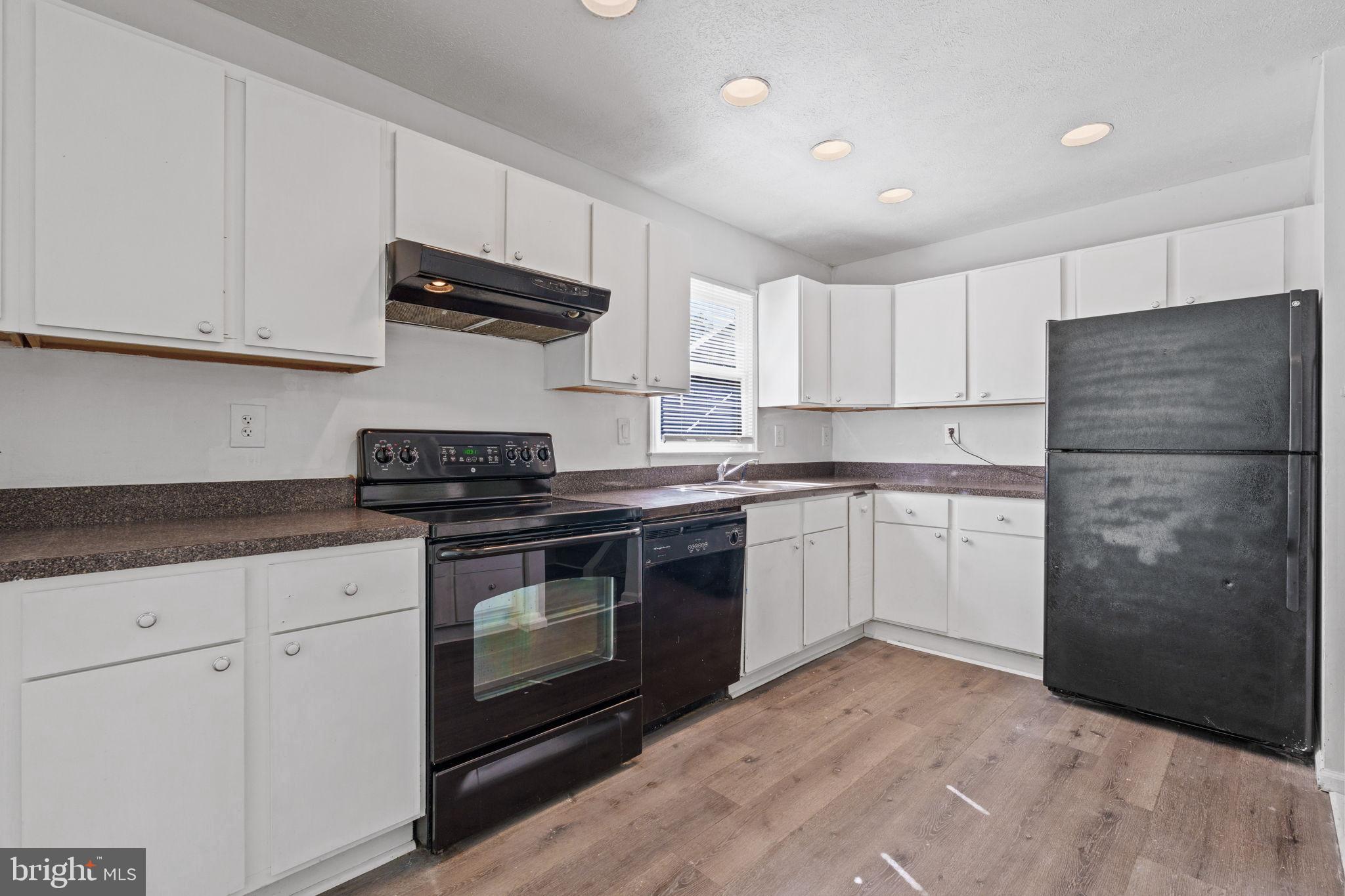 11827 RUTHERFORD DRIVE