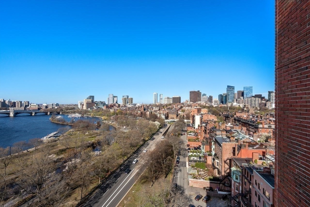 180 Beacon Street # 16G