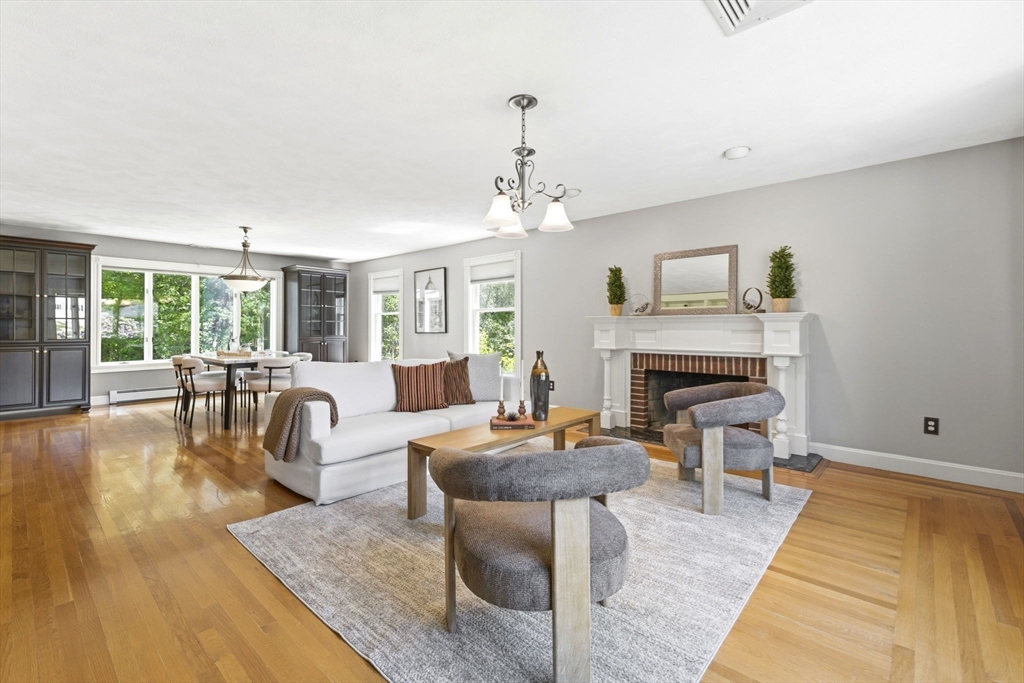 3 Russell Rd