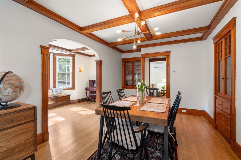 32 Stocker Avenue