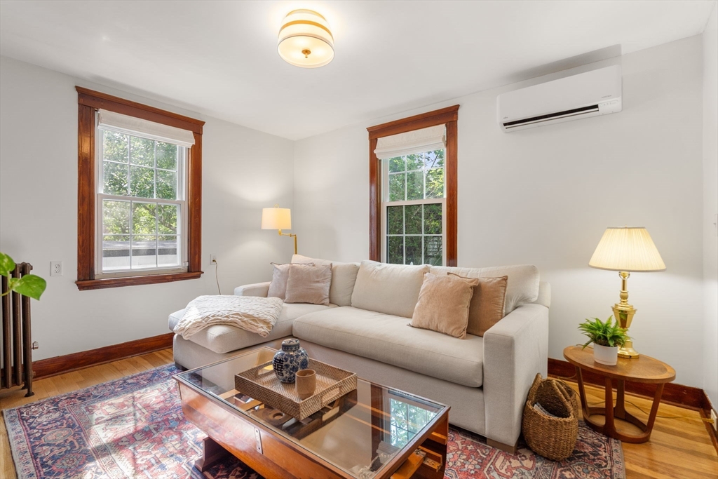 32 Stocker Avenue