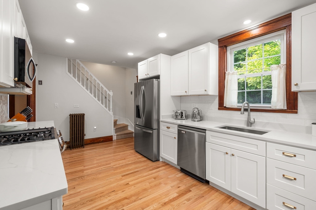 32 Stocker Avenue