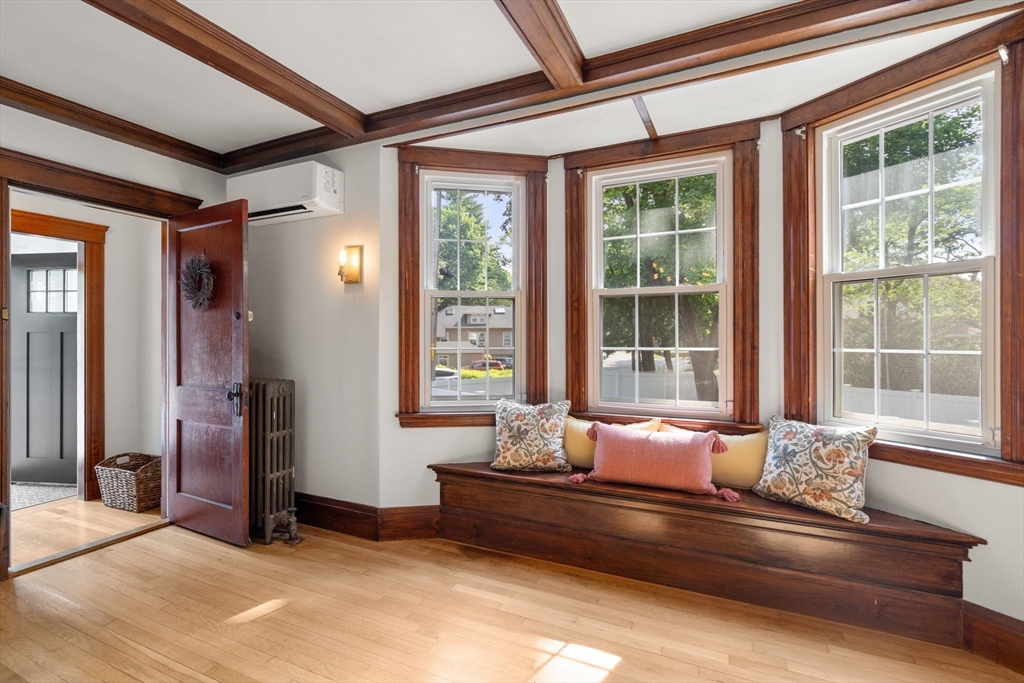 32 Stocker Avenue