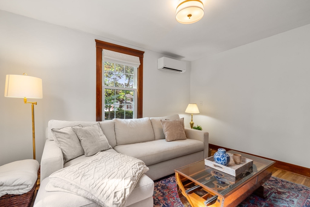 32 Stocker Avenue