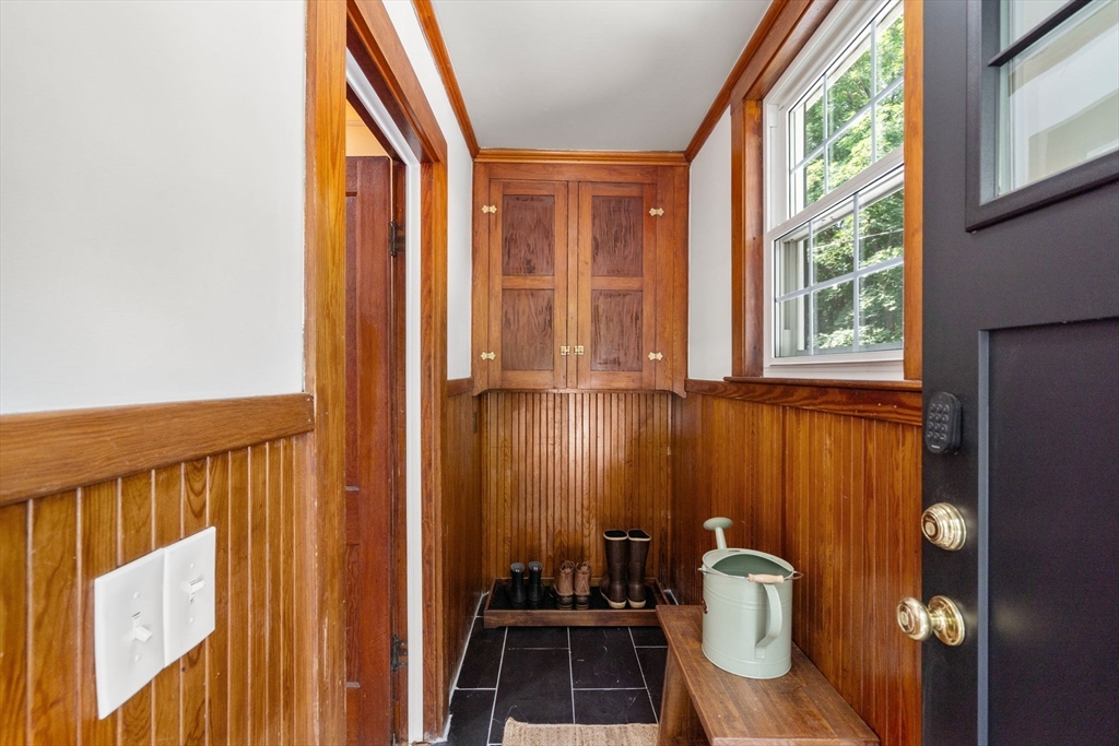 32 Stocker Avenue