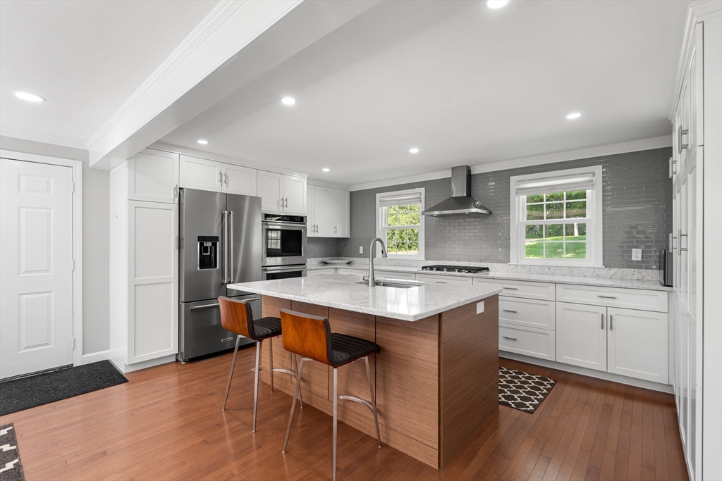 13 Conrad Cir