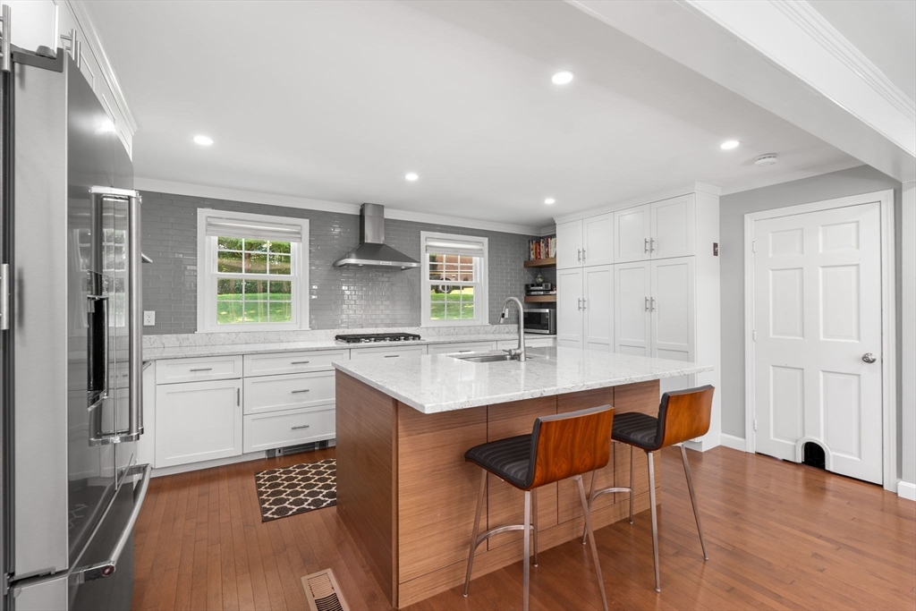 13 Conrad Cir