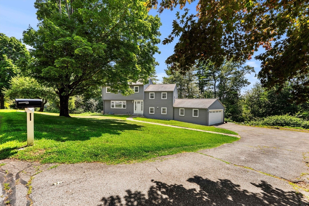 13 Conrad Cir