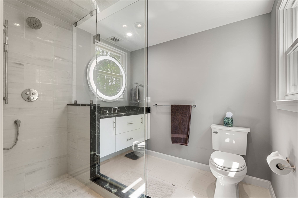 13 Conrad Cir