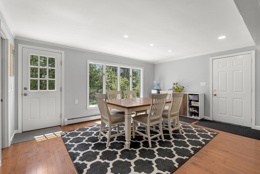 13 Conrad Cir