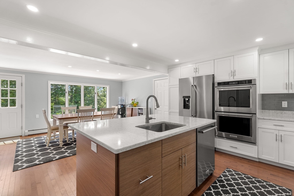 13 Conrad Cir