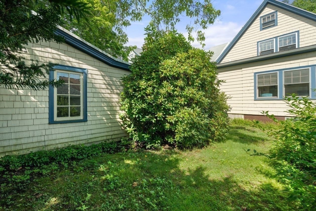 11 Hampden Street